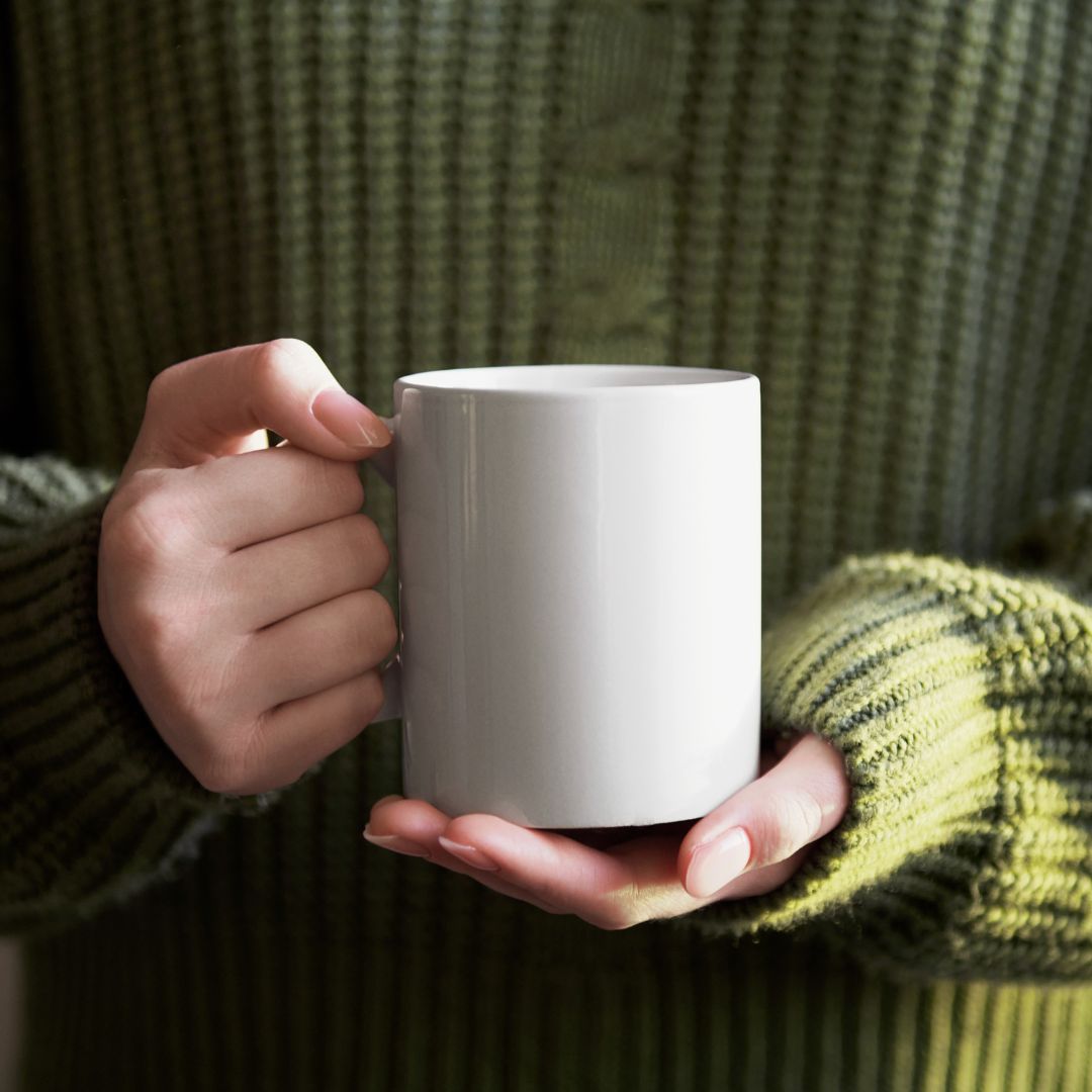 Holding mug